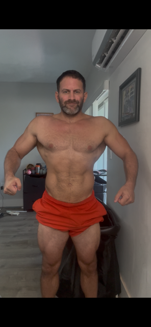 Front check-in photo at 11 weeks out