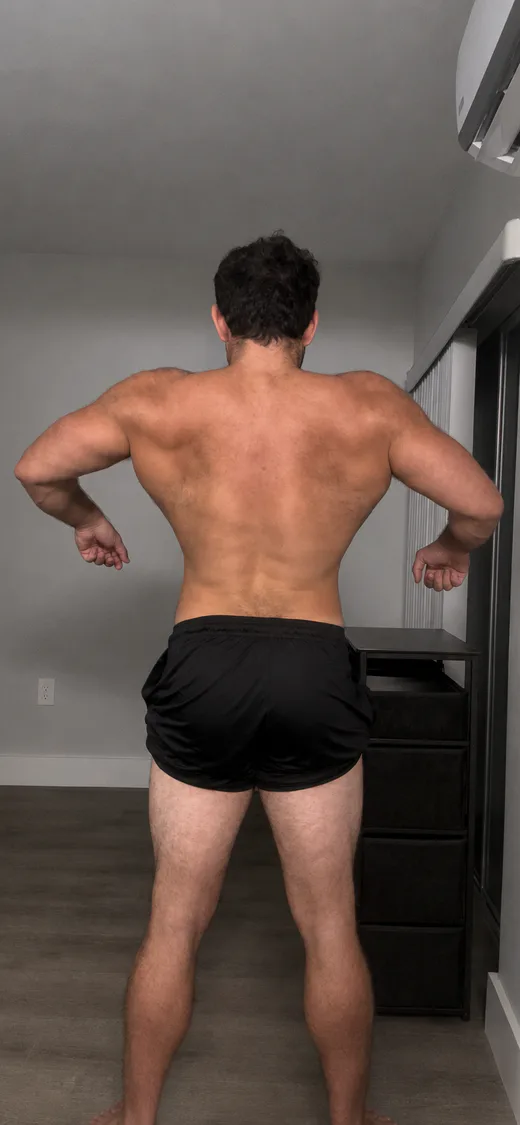 Back check-in photo at 14 weeks out