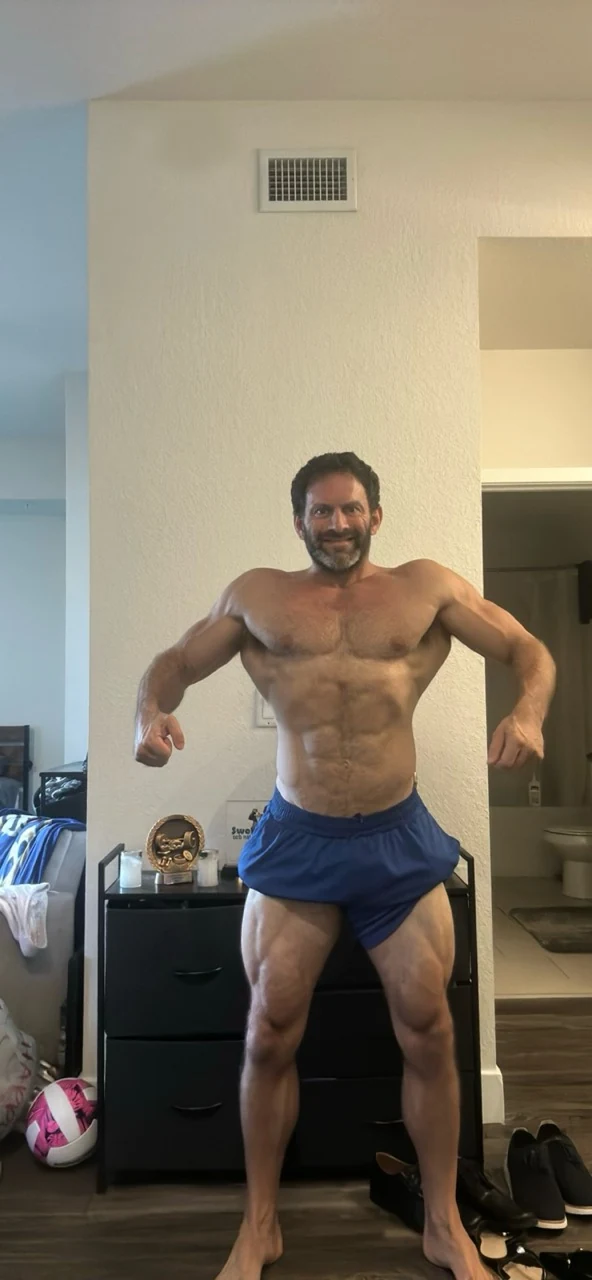 Front check-in photo at 3 weeks out