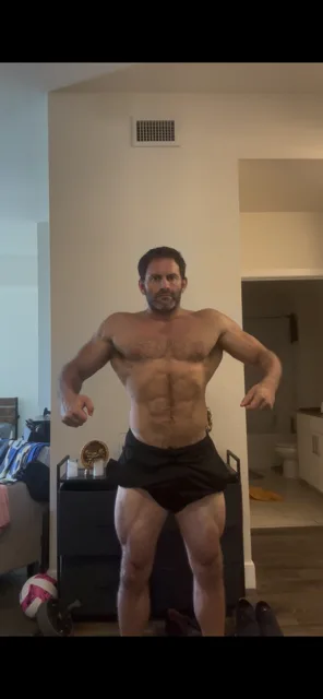 Front check-in photo at 5 weeks out